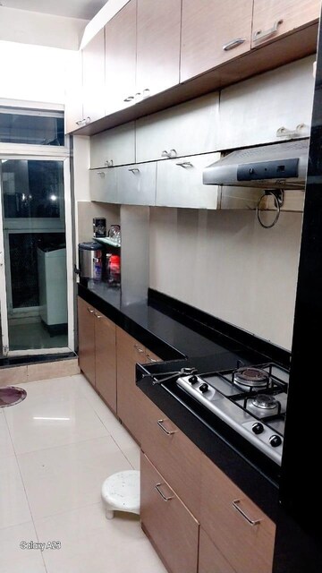 Kitchen in 2.5 BHK Apartment at HDIL Dreams, Bhandup West – for Rent