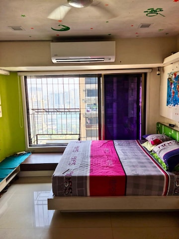 Bedroom in 2 BHK Apartment at Montreal Tower, Andheri West – for Rent