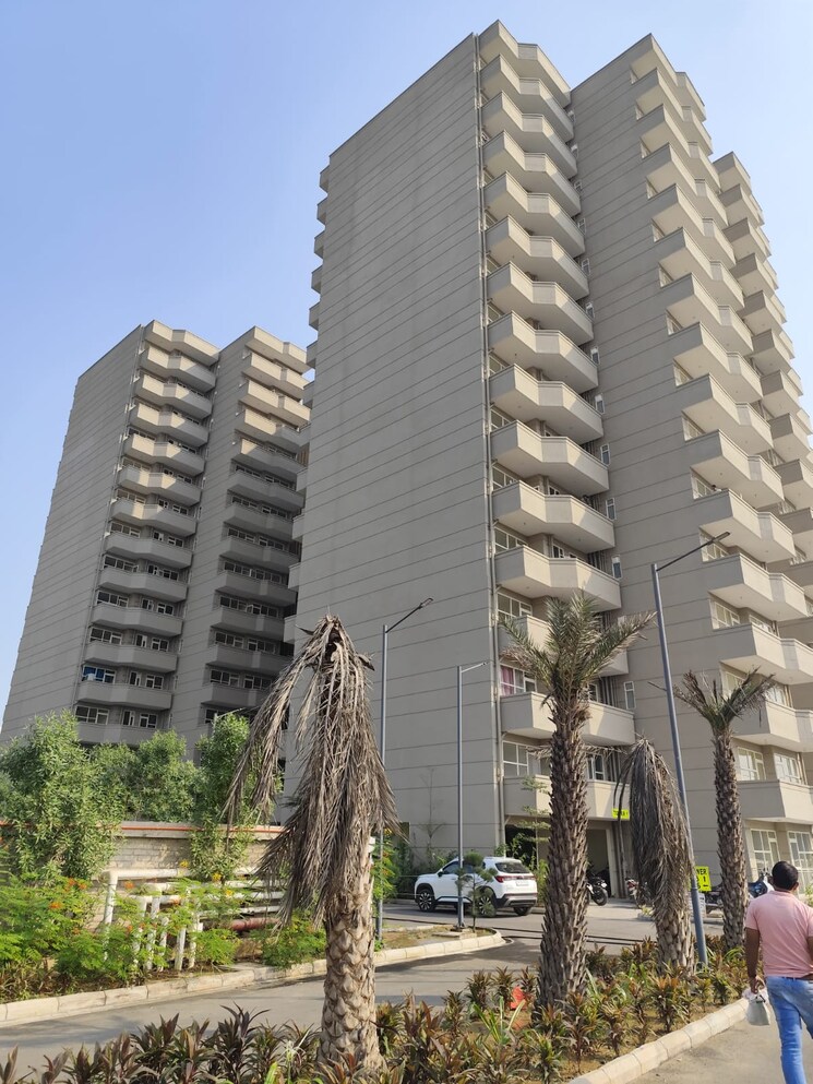 Exterior View, pyramid-heights 2 Bedroom 680 Sq.Ft. Apartment In Sector 85 Gurgaon 8269845
