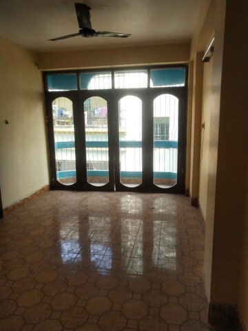 Room in 3 BHK Apartment at Hinoo – for Rent