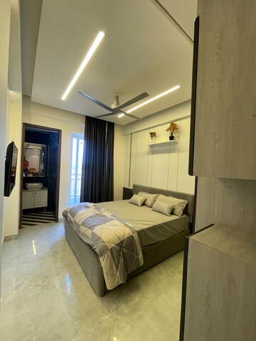 3 BHK Apartment For Rent in Nirman Vihar