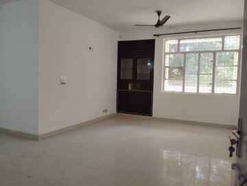 Living Room in 3 BHK Apartment at Paschim Vihar – for Rent