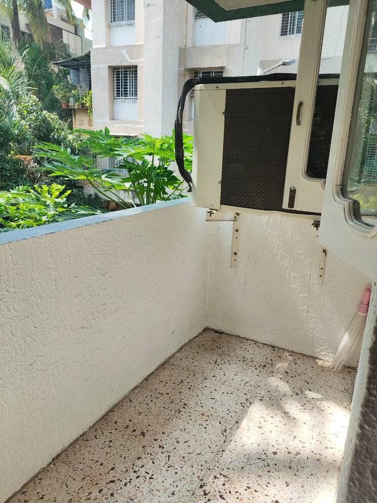 Balcony, oberoi-sky-city 3 Bedroom 1050 Sq.Ft. Apartment In Borivali East Mumbai 8269882