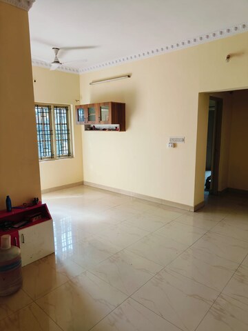 Room in 2 BHK Apartment at SV Manor, Bennigana Halli – for Sale