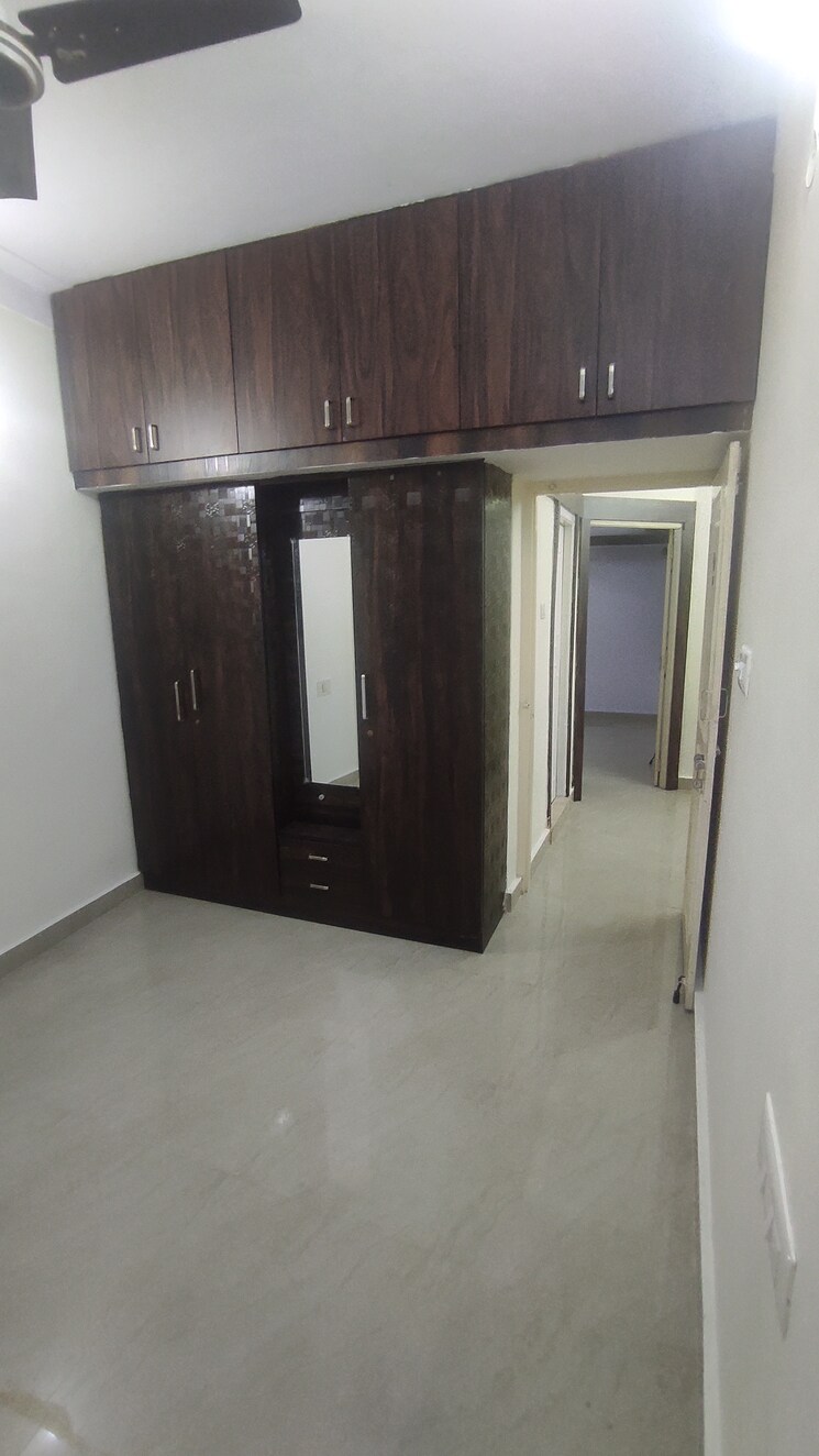 undefined, rt nagar 5 Bedroom 3200 Sq.Ft. Independent House In Rt Nagar Bangalore 8269886