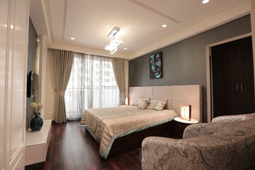 Bedroom in 3 BHK Builder Floor at Vip Road – for Sale