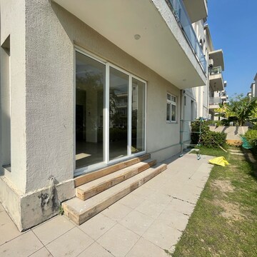 4 BHK Builder Floor – Exterior View View at BPTP Amstoria, Sector 102 - for Rent