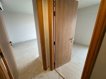Room in 3.5 BHK Apartment at M3M Heights, Sector 65 – for Rent