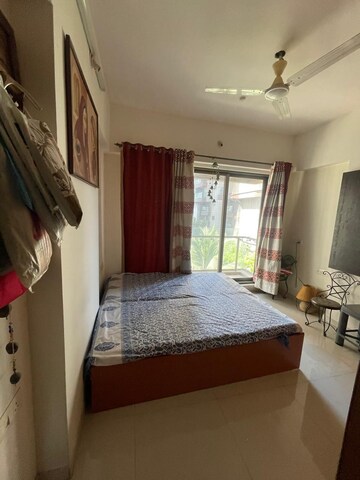Bedroom in 3 BHK Apartment at Platinum Life, Andheri West – for Rent