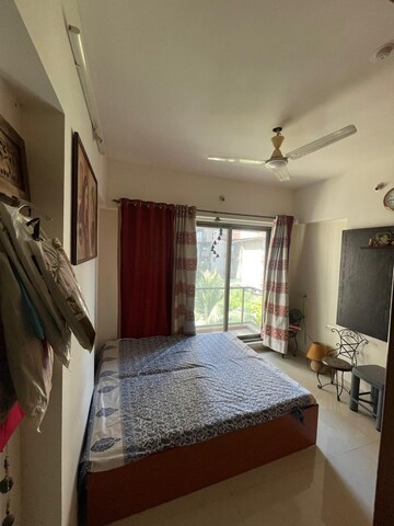 Bedroom in 3 BHK Apartment at Platinum Life, Andheri West – for Rent