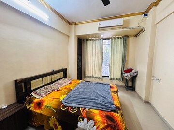 Bedroom in 2 BHK Apartment at Seawoods – for Rent