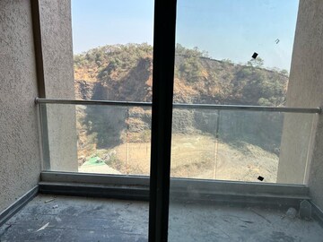 Room in 2 BHK Apartment at Kanakia Silicon Valley, Powai – for Rent