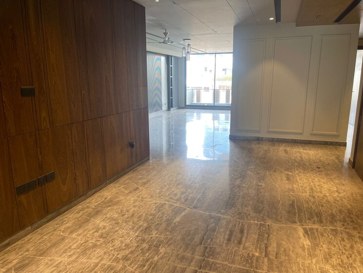 Room, sector 25a 4 Bedroom 565 Sq.Yd. Apartment In Sector 25a Gurgaon 8270368