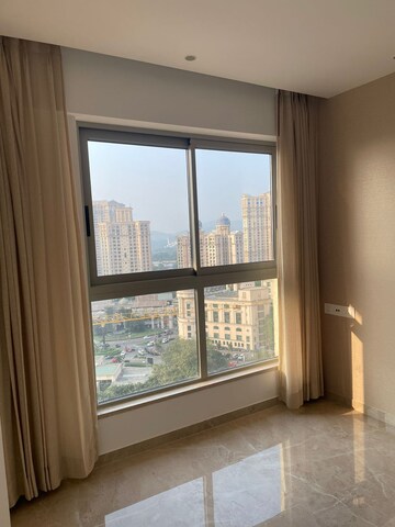 1 BHK Apartment For Rent in Hiranandani Regent Hill, Powai