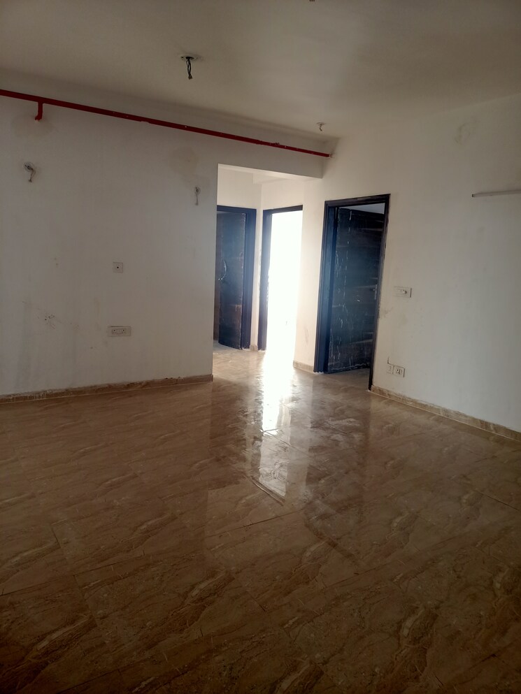 Room, slf-anushree 3 Bedroom 1615 Sq.Ft. Apartment In Sector 75 Faridabad 8270532