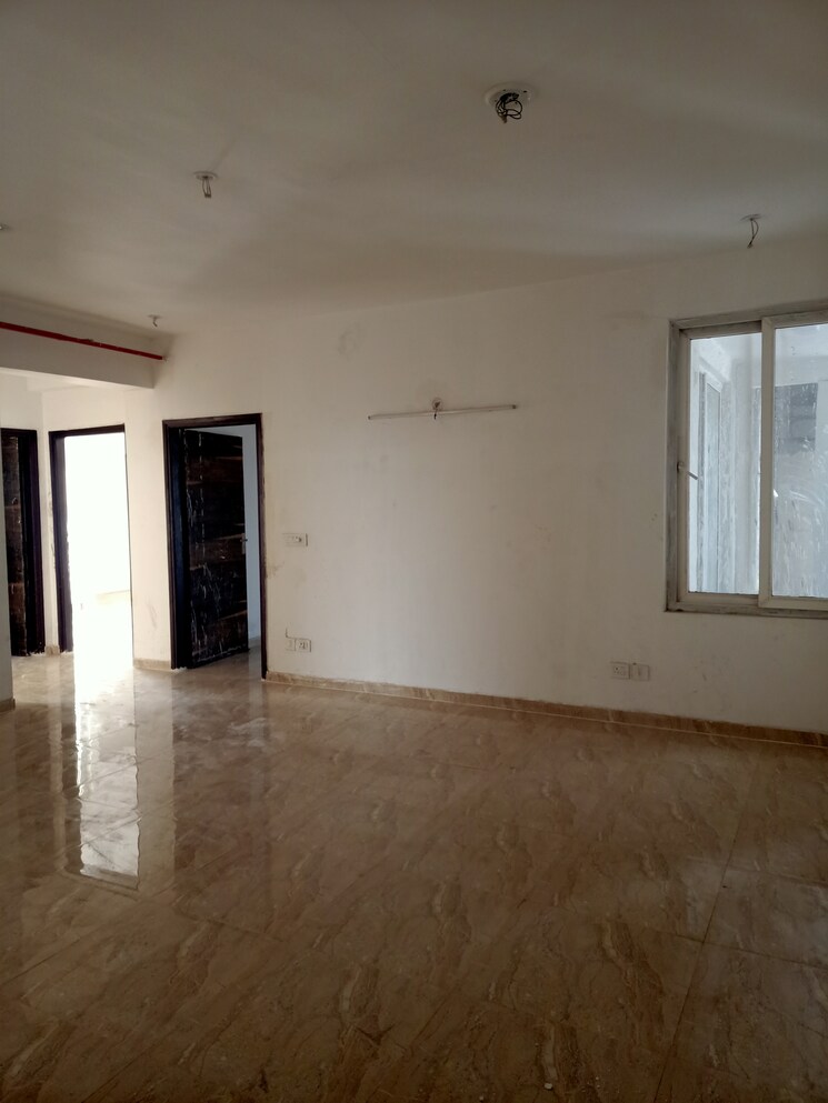 Room, slf-anushree 3 Bedroom 1615 Sq.Ft. Apartment In Sector 75 Faridabad 8270532
