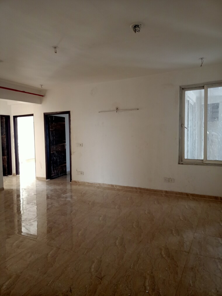 Room, slf-anushree 3 Bedroom 1615 Sq.Ft. Apartment In Sector 75 Faridabad 8270532