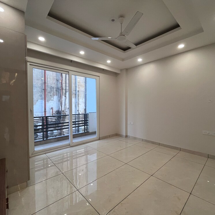 Room, sushant-vyapaar-kendra 3 Bedroom 1754 Sq.Ft. Builder Floor In Dlf Phase iv Gurgaon 8270334