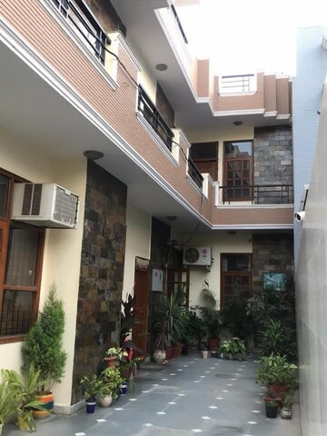 3 BHK Builder Floor – Exterior View View at Sector 31 - for Rent