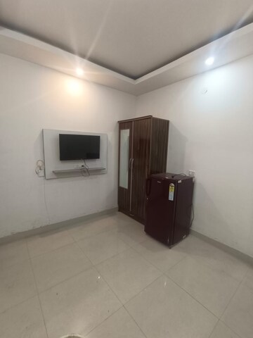 Room in 2 BHK Apartment at Signature The Millennia 2, Sector 37d – for Sale