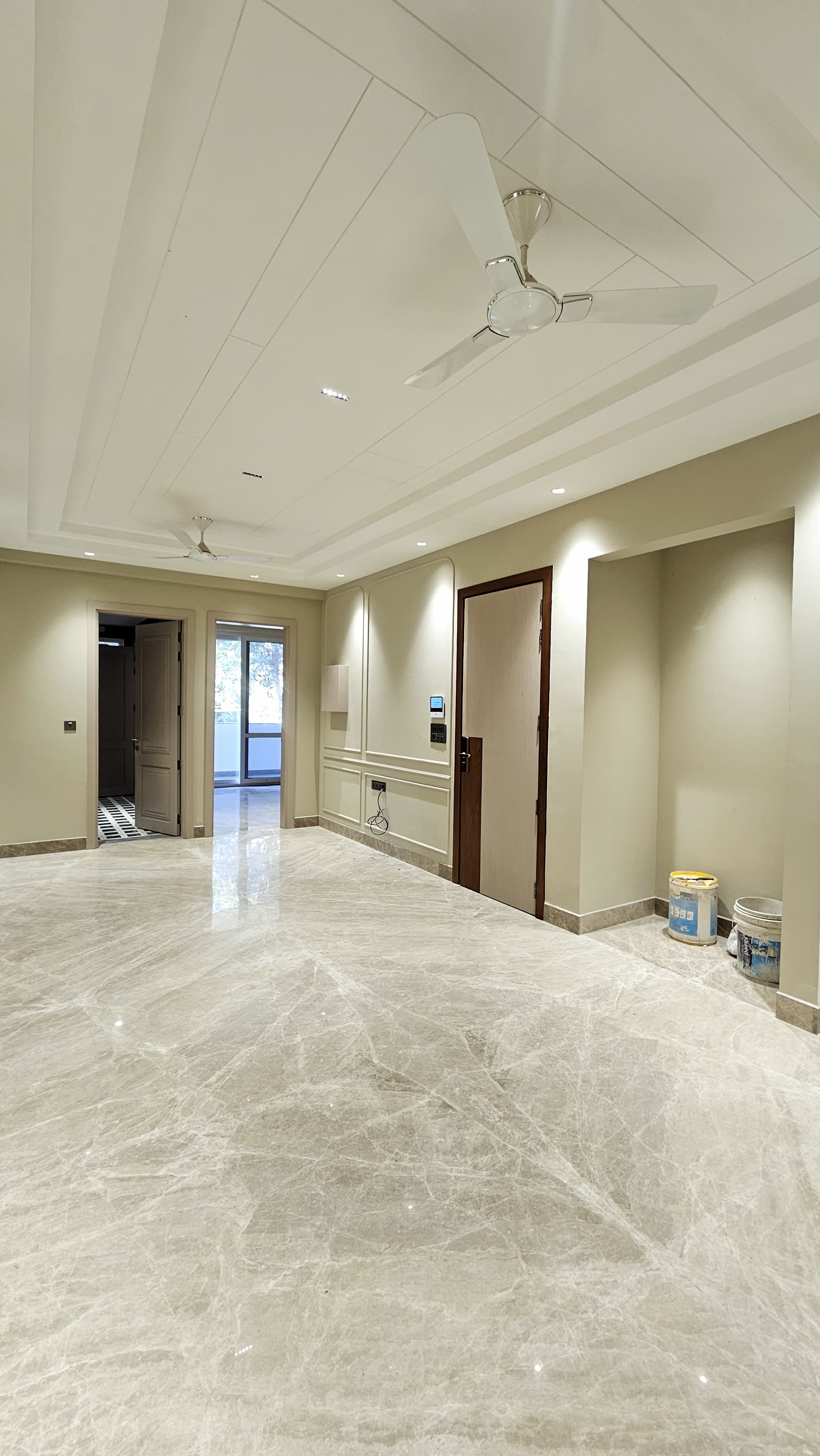 4 BHK + Servant Room 2600 Sq.Ft. Builder Floor in Omaxe Designer Villas Mayfield Garden