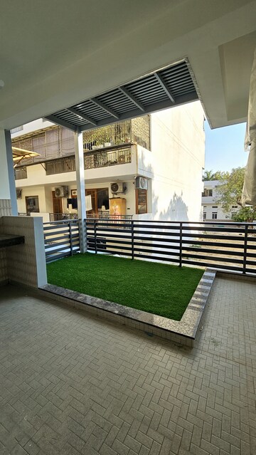 Staircase in 4 BHK Builder Floor at Omaxe Designer Villas Mayfield Garden, Sector 51 – for Sale