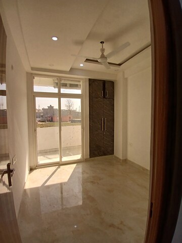 Furnished Amenities in 2 BHK Builder Floor at Upsidc Site B – for Sale