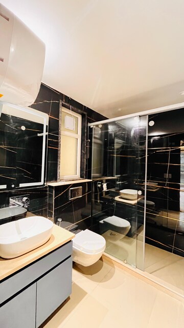 Master Bedroom in 4 BHK Builder Floor at M3M Atrium, Sector 57 – for Sale