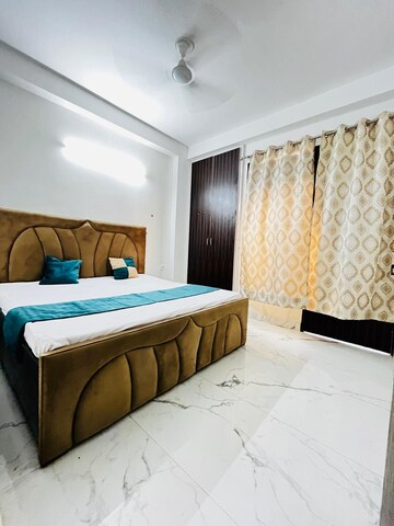 Bedroom in 1 BHK Builder Floor at Saket – for Rent