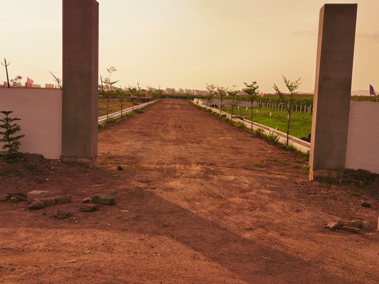 undefined, tadigadapa  131 Sq.Yd. Plot In Tadigadapa Vijayawada 8270800