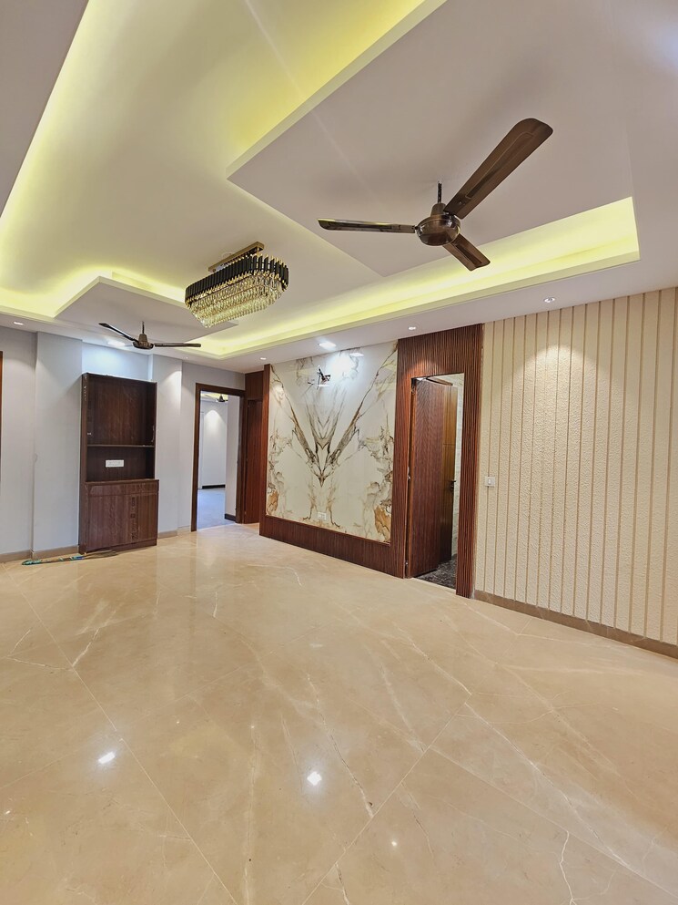Room, empire-floors 3 Bedroom 2200 Sq.Ft. Builder Floor In Sector 57 Gurgaon 8270693