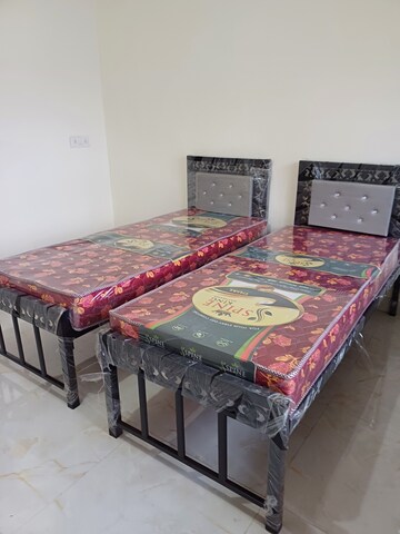  Pg For Rent in Ghansoli