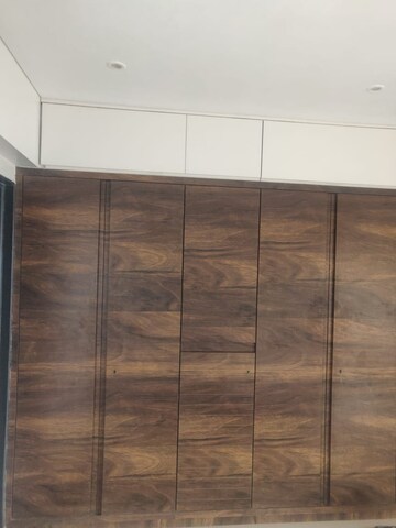 Room in 2 BHK Apartment at Mahindra Mahendra Gesco, Goregaon West – for Rent