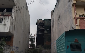 Plot For Sale in Shakti Khand