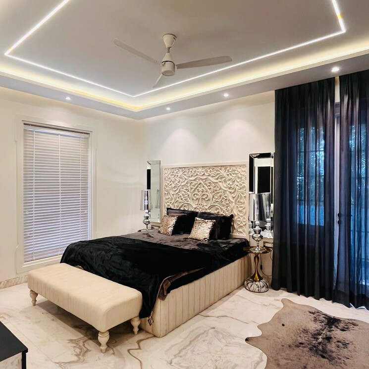 Living Room, omaxe-plaza 4 Bedroom 300 Sq.Yd. Builder Floor In Sispal Vihar Gurgaon 8271055