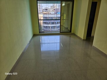 Room in 2 BHK Apartment at Ishwar Bliss, Nerul – for Sale