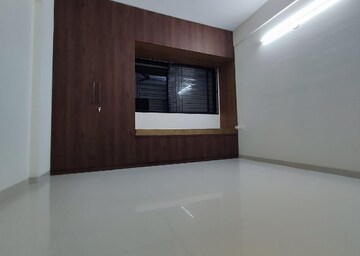 Room in 2 BHK Apartment at Pride Pegasus, Hennur Road – for Rent