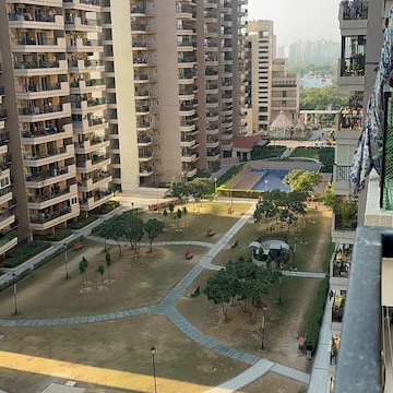 2 BHK Apartment For Rent in Gaur Atulyam Omicron I Greater Noida Greater Noida  8271331