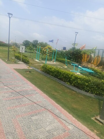 2 BHK Apartment – Garden View at Signature Roselia Phase 2, Sector 95a - for Rent