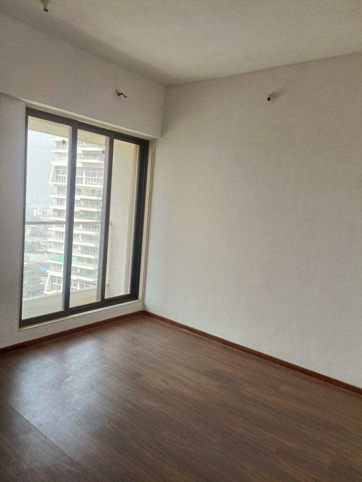 Room, cosmos-horizon-phase-2 3 Bedroom 1200 Sq.Ft. Apartment In Pokhran Road No 2 Thane 8271367
