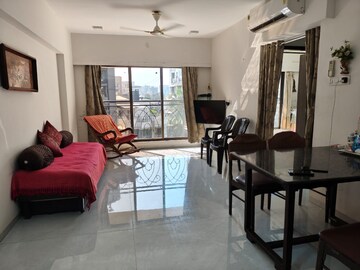 Gym in 2 BHK Apartment at Girgaon – for Rent