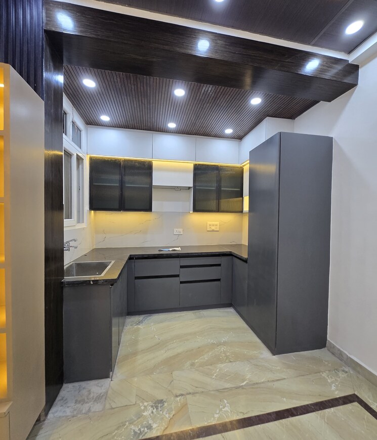 Kitchen, omaxe-park-plaza 3 Bedroom 1400 Sq.Ft. Builder Floor In Shakti Khand 2 Ghaziabad 8271581