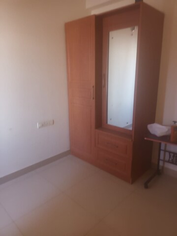 Room in 2 BHK Apartment at Legacy Ariston, Yelahanka – for Rent