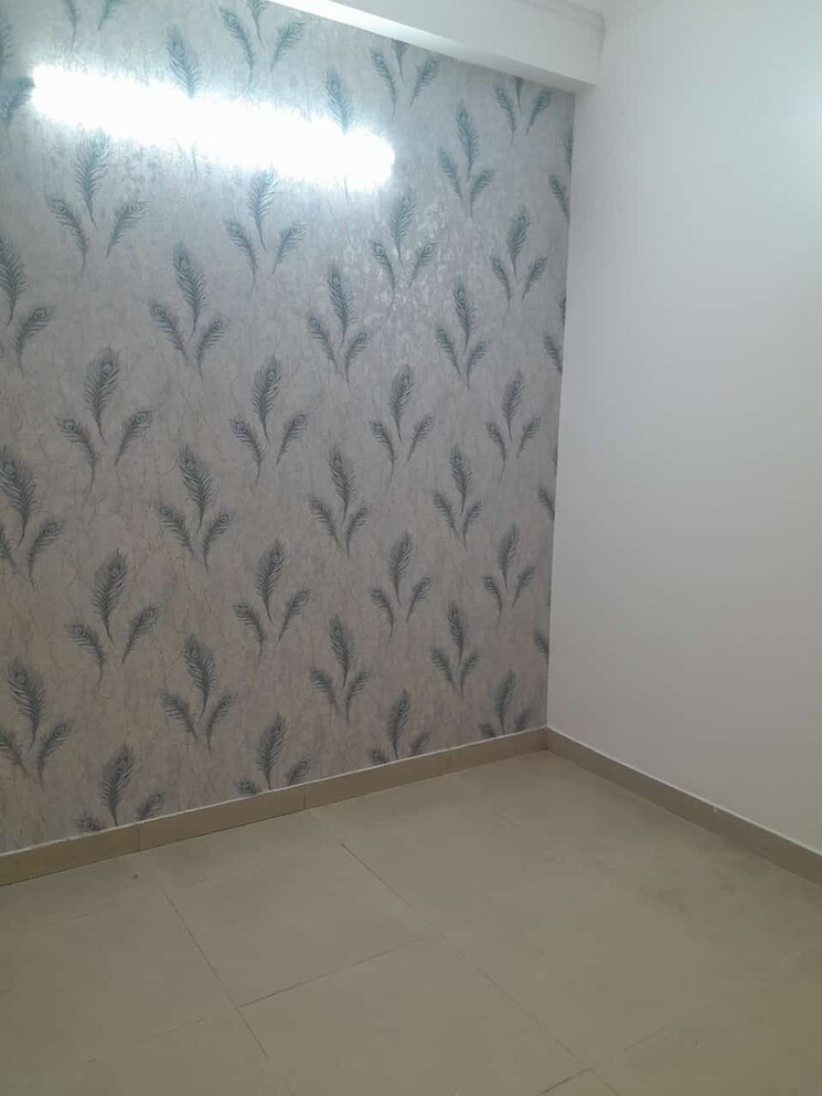 Room, shakti khand 3 Bedroom 1200 Sq.Ft. Builder Floor In Shakti Khand Ghaziabad 8271895