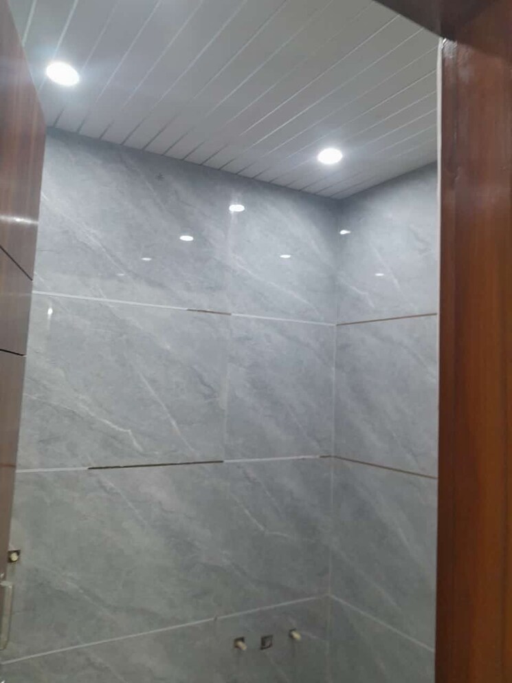 Room, shakti khand 3 Bedroom 1200 Sq.Ft. Builder Floor In Shakti Khand Ghaziabad 8271895