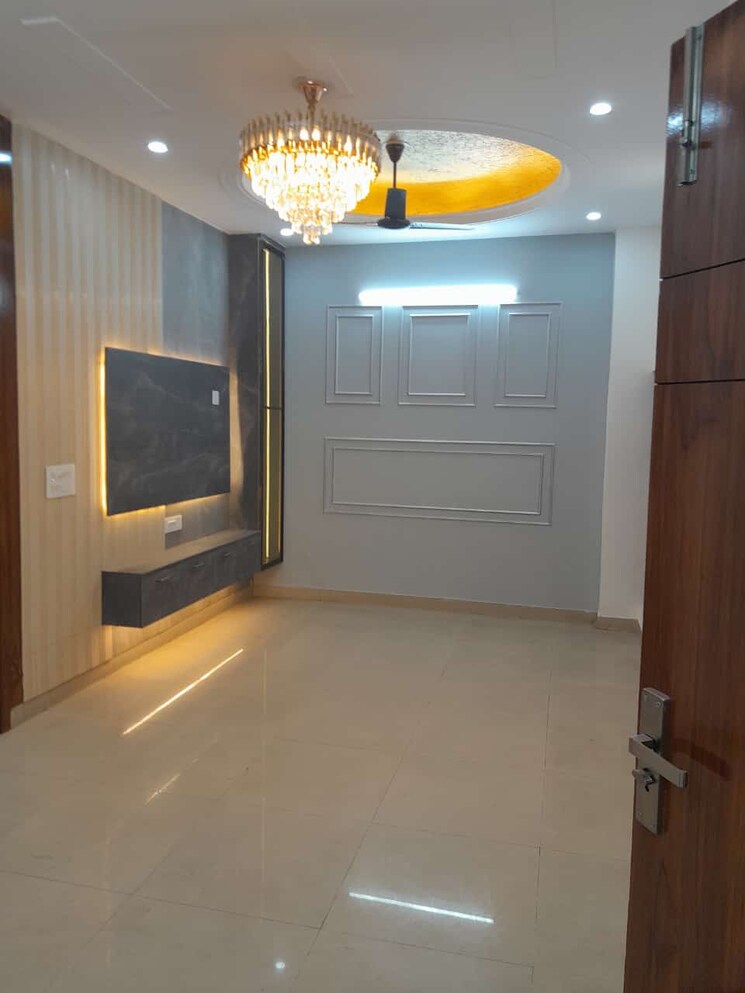 Kitchen, shakti khand 3 Bedroom 1200 Sq.Ft. Builder Floor In Shakti Khand Ghaziabad 8271895