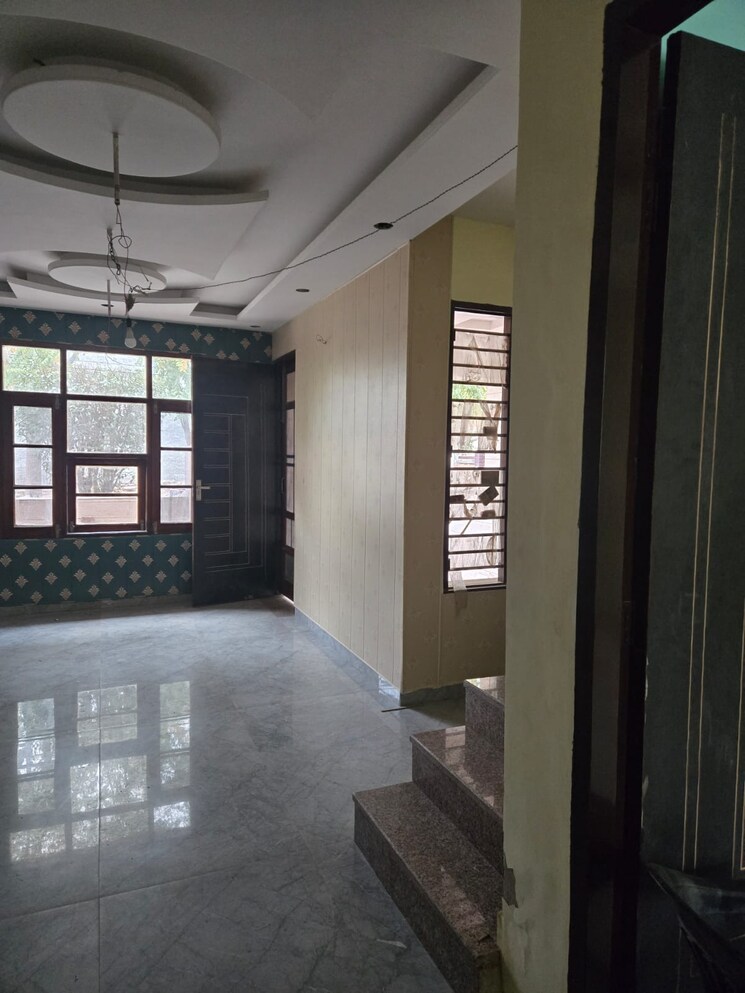  Parking, dhakoli village 3 Bedroom 1026 Sq.Ft. Independent House In Dhakoli Village Zirakpur 8271981