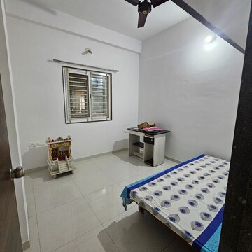 Bedroom in 3 BHK Apartment at Sama Savli Road – for Rent