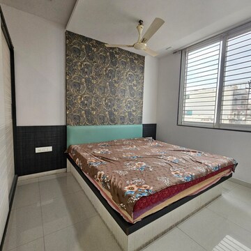 Bedroom in 3 BHK Apartment at Sama Savli Road – for Rent