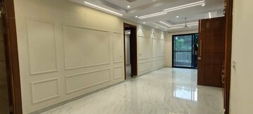Room in 3 BHK Builder Floor at Ansal Plaza Sector-23, Sector 23 – for Rent
